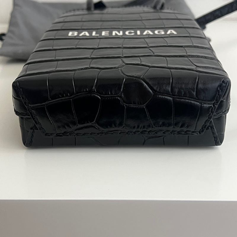 Balenciaga 巴黎世家 斜背包 手機包 鱷魚紋-14