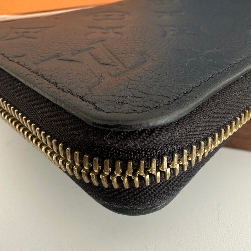 LV 拉鍊長夾 錢包 M61864 黑色壓紋 芯片款-11