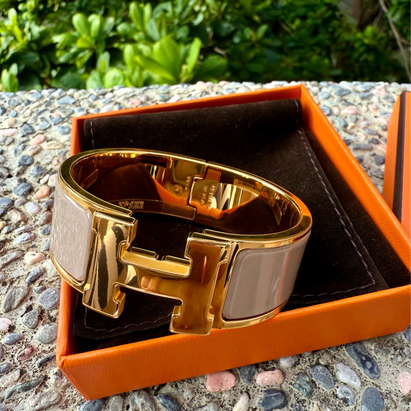 全新HERMES CLAC H奶茶色金釦中H手環PM-1