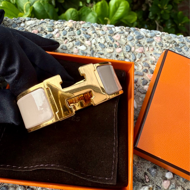 全新HERMES CLAC H奶茶色金釦中H手環PM-4