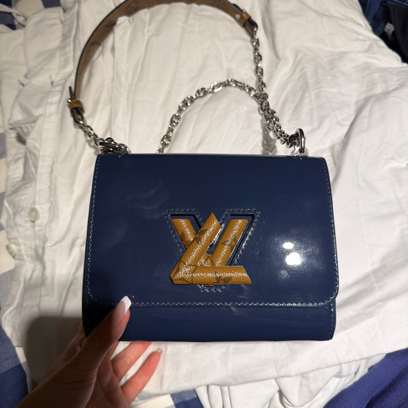 Lv 漆皮包 twist-0