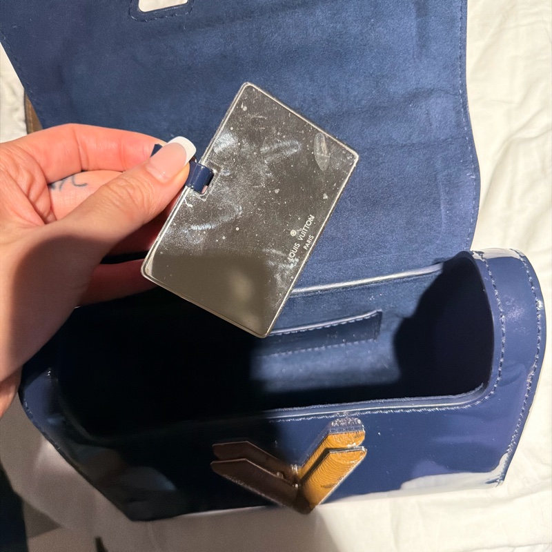 Lv 漆皮包 twist-6