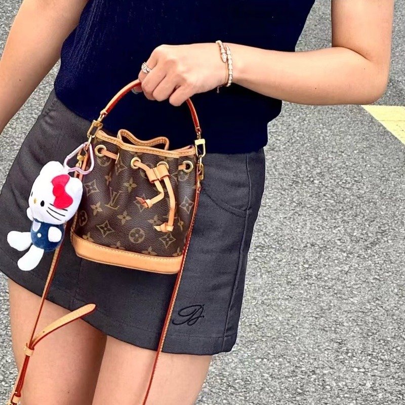 【LV M81266 Nano Noe 水桶包 】芯片 新款 💌-0