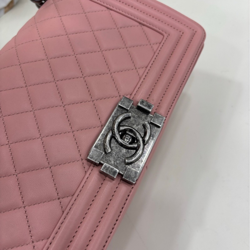 Chanel 香奈兒 leboy中號 粉紅 20開有卡 尺寸：25*15*8cm-5