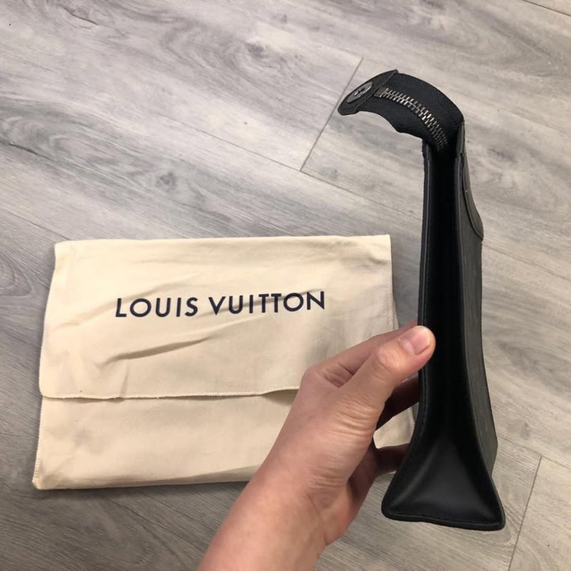 🚨 雙11最後倒數・今晚錯過等明年！【【LOUIS VUITTON LV 路易威登】Monogram Eclipse帆布拉鍊手拿包(下單前須先私訊)-2