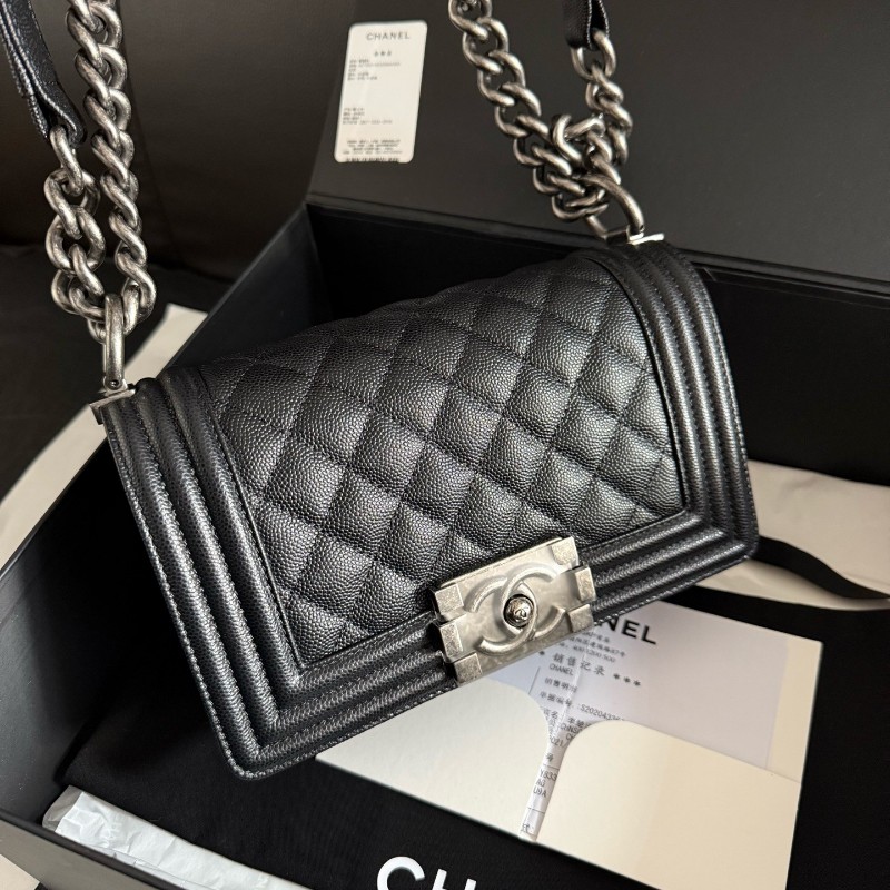 CHANEL LEBOY 小號 黑色銀扣荔枝牛皮 肩背包斜背包 晶片款-3