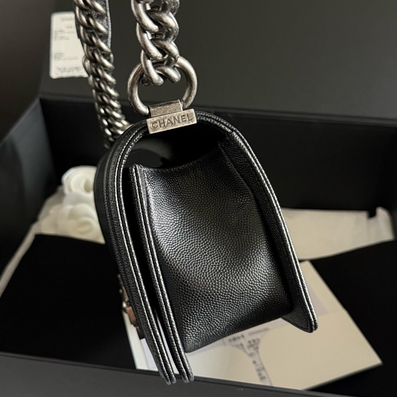 CHANEL LEBOY 小號 黑色銀扣荔枝牛皮 肩背包斜背包 晶片款-4