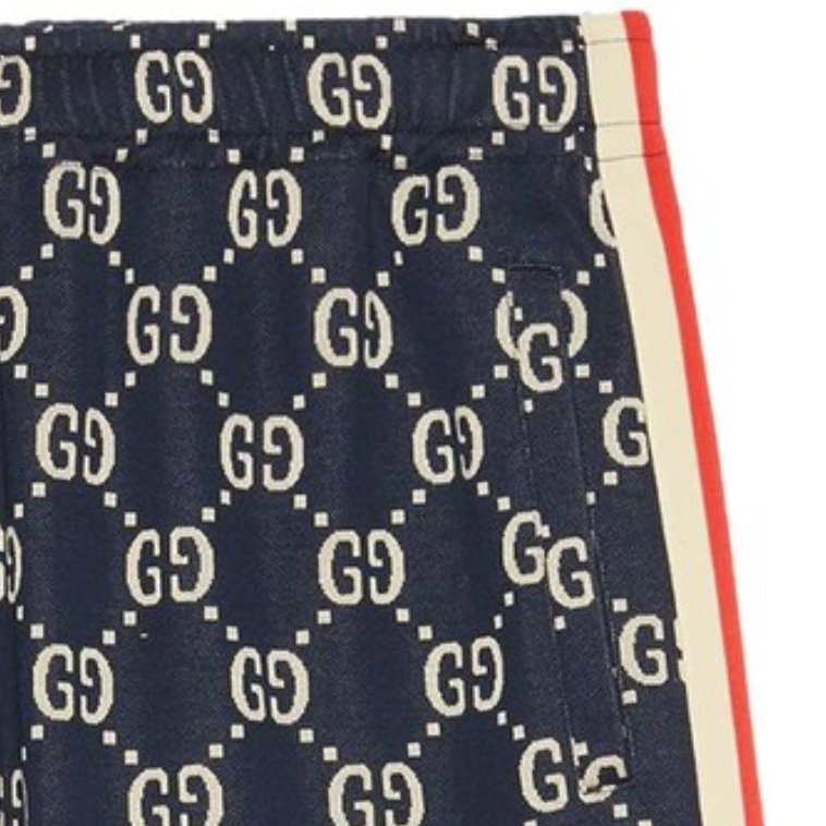 🛍️ 最後一波優惠・開搶倒數中!【GUCCI 古馳】滿版深藍雙G 短褲下單前須先私訊)-1
