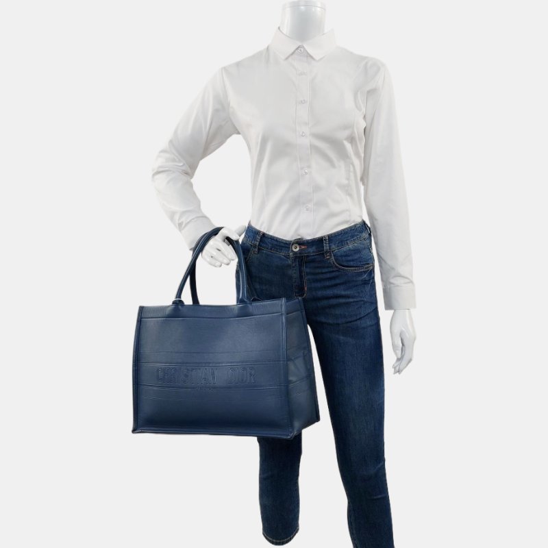 DIOR Book Tote 中號 藍色牛皮壓紋手提包 托特包-1