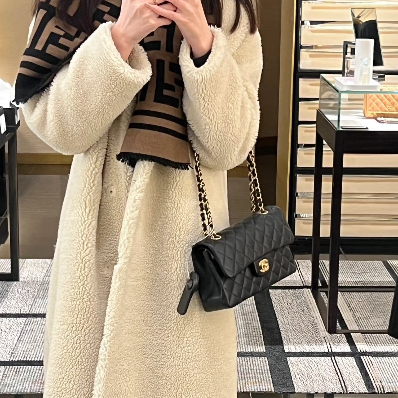 CHANEL 經典口蓋包 CF23 - 粒面牛皮黑金-8