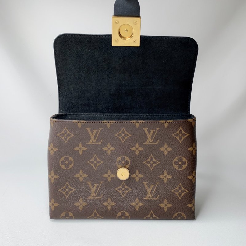 LV LOCKY BB鎖頭包-4