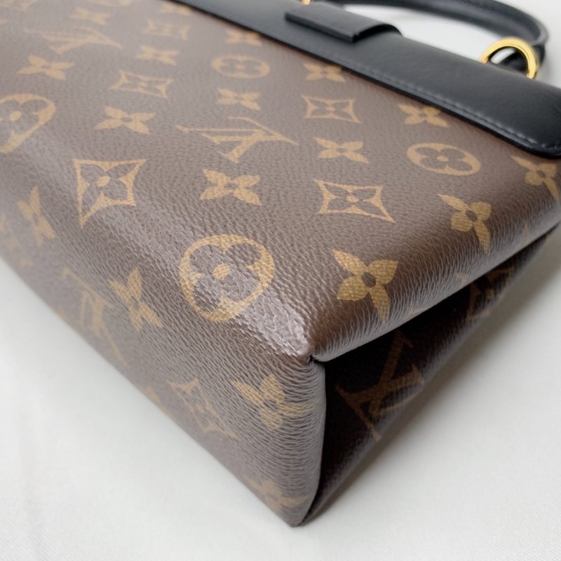 LV LOCKY BB鎖頭包-14