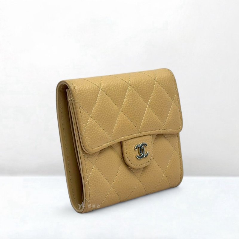 CHANEL COCO奶茶色荔枝牛皮三折短夾AP0231-3