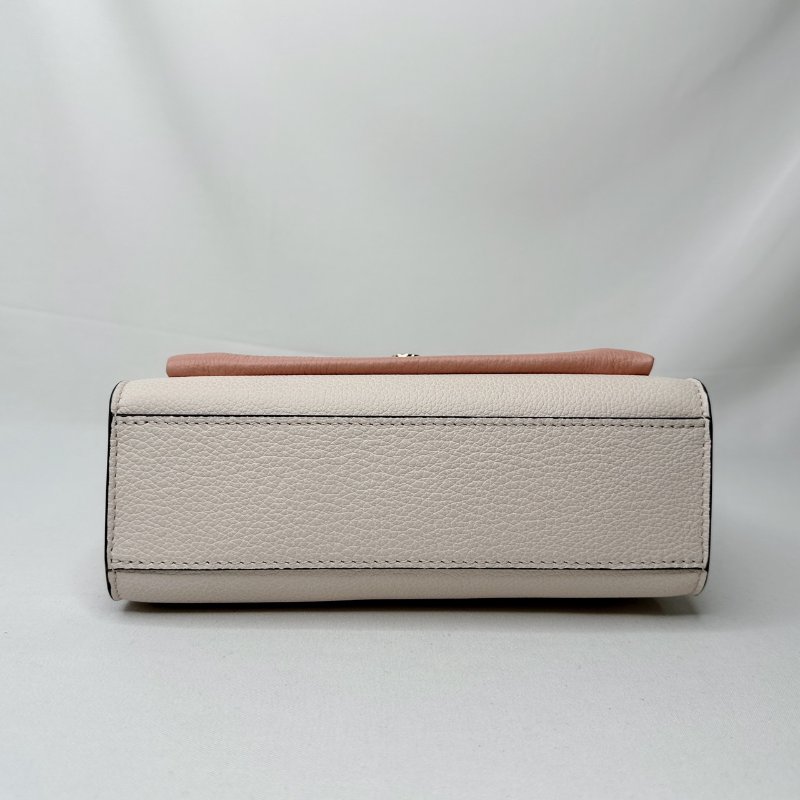 LV My Lock Me鏈帶肩背包-9