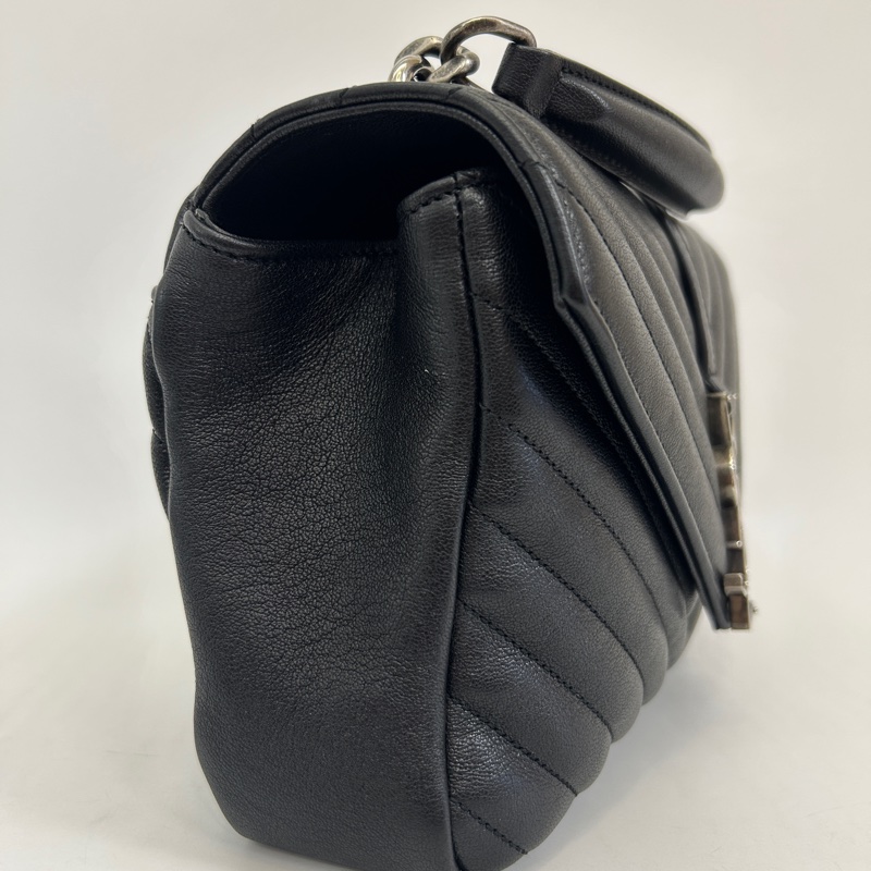 YSL 黑牛皮V型紋銀釦信封下蓋學院包-2