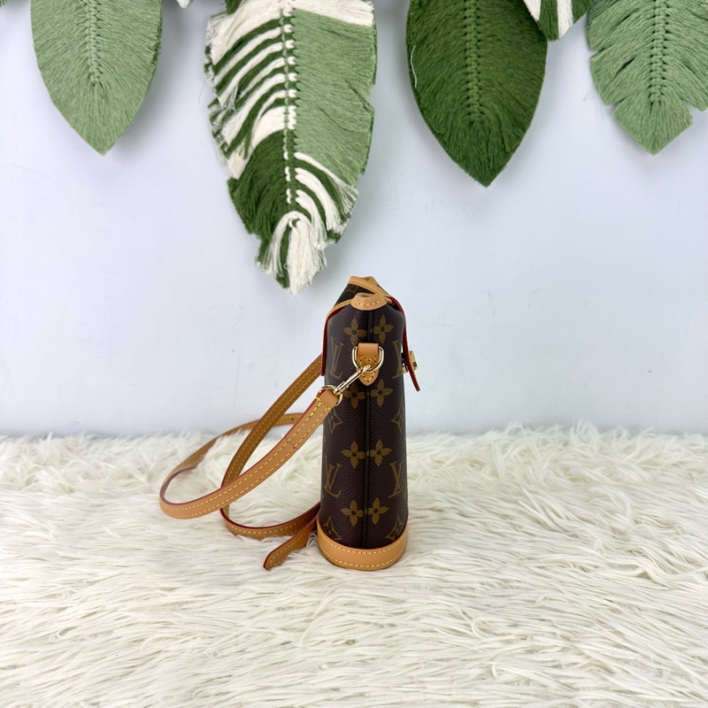 LV Fold Me 老花薯條袋 晶片款 斜肩包-3