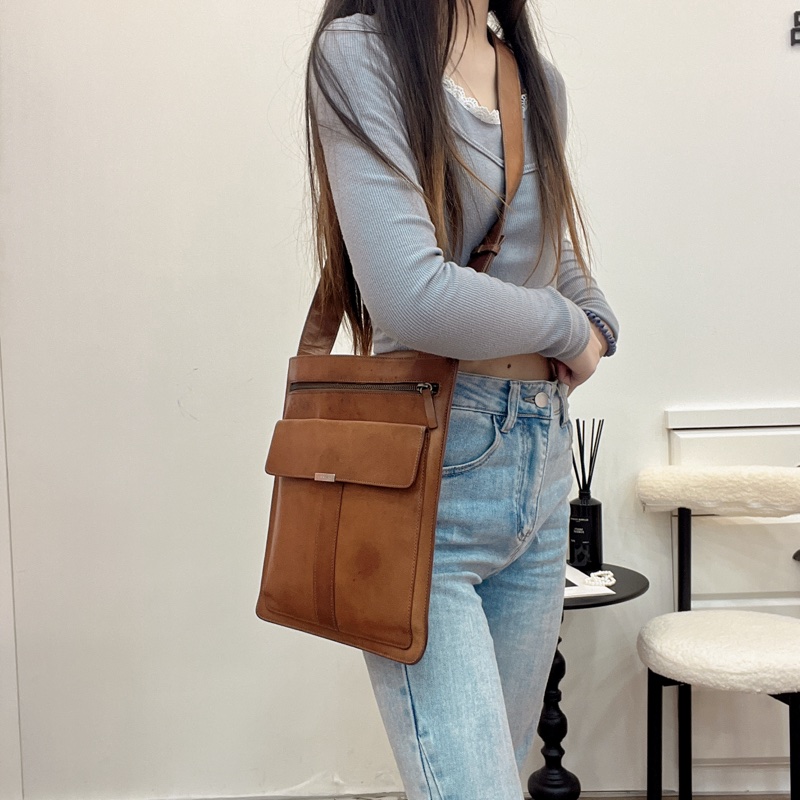 YsL 棕色皮革 斜背包-15