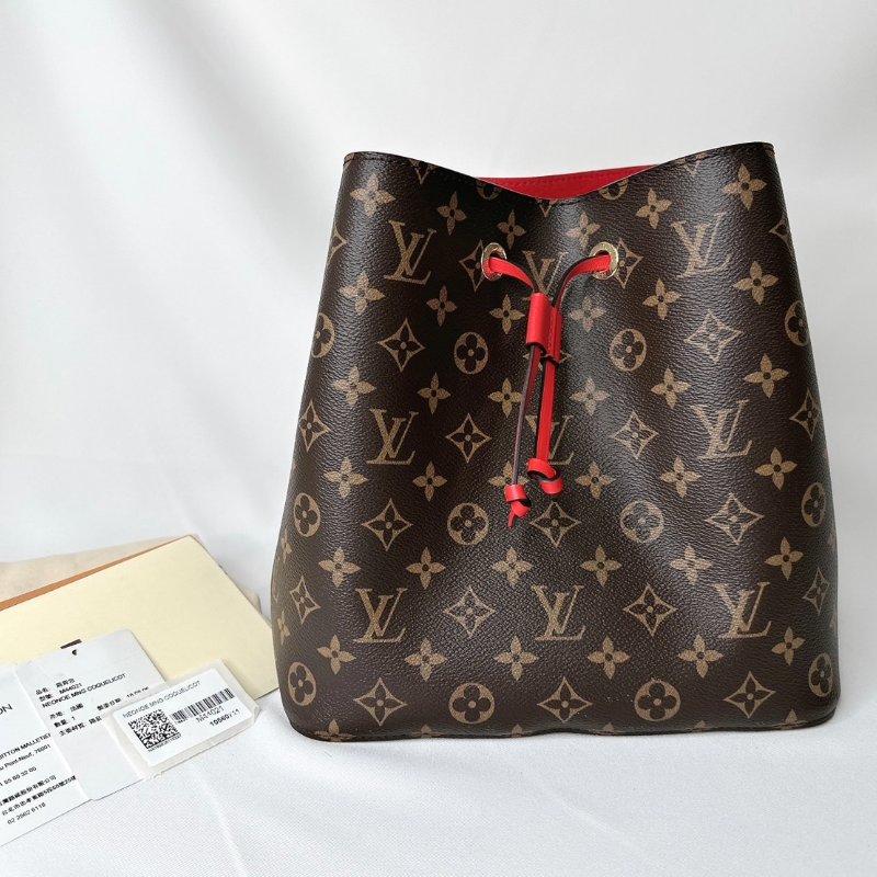 LV NÉONOÉ Monogram老花水桶包-0