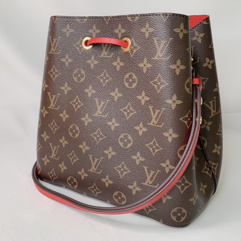 LV NÉONOÉ Monogram老花水桶包-4