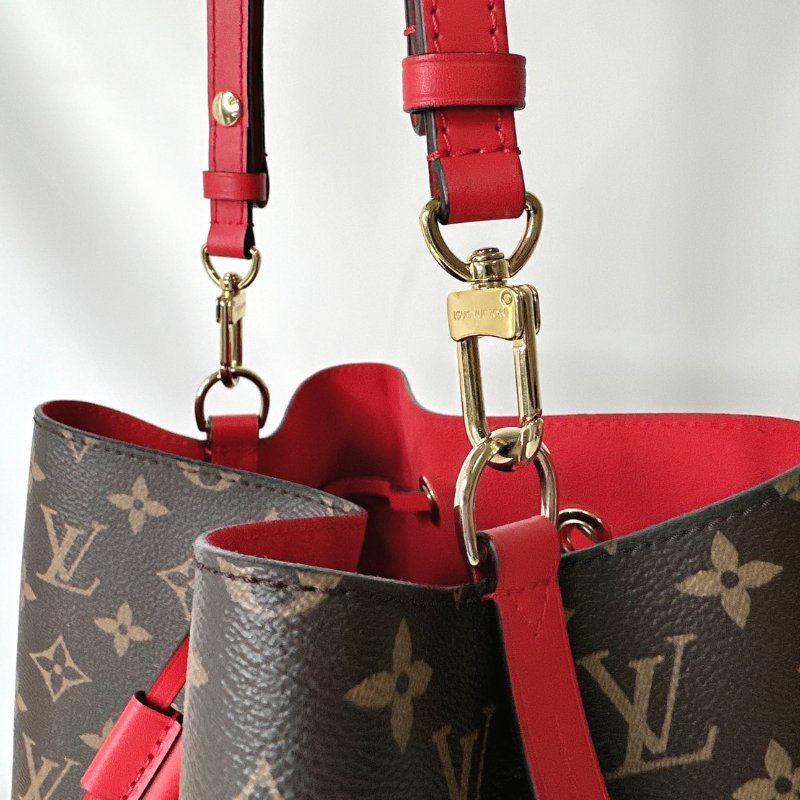 LV NÉONOÉ Monogram老花水桶包-9