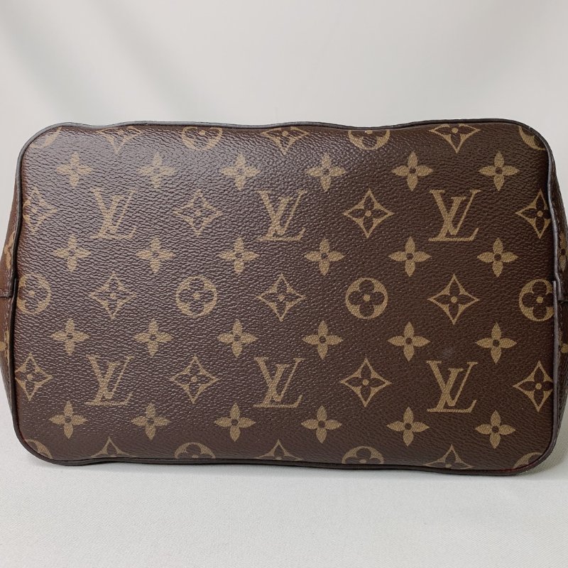 LV NÉONOÉ Monogram老花水桶包-10