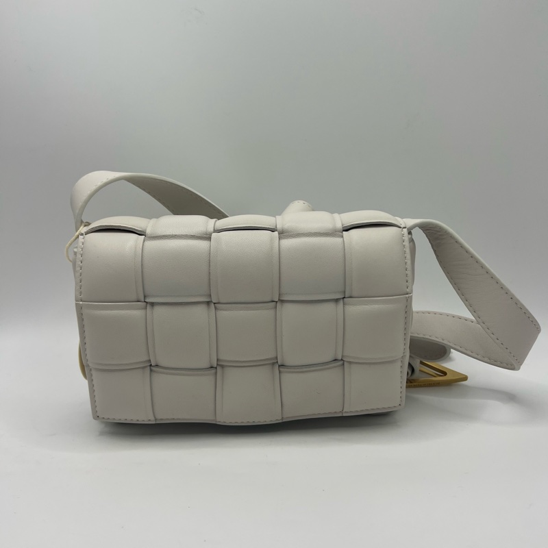 BV 编织枕头包-0