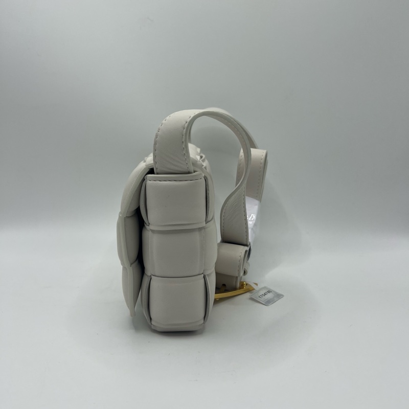 BV 编织枕头包-1