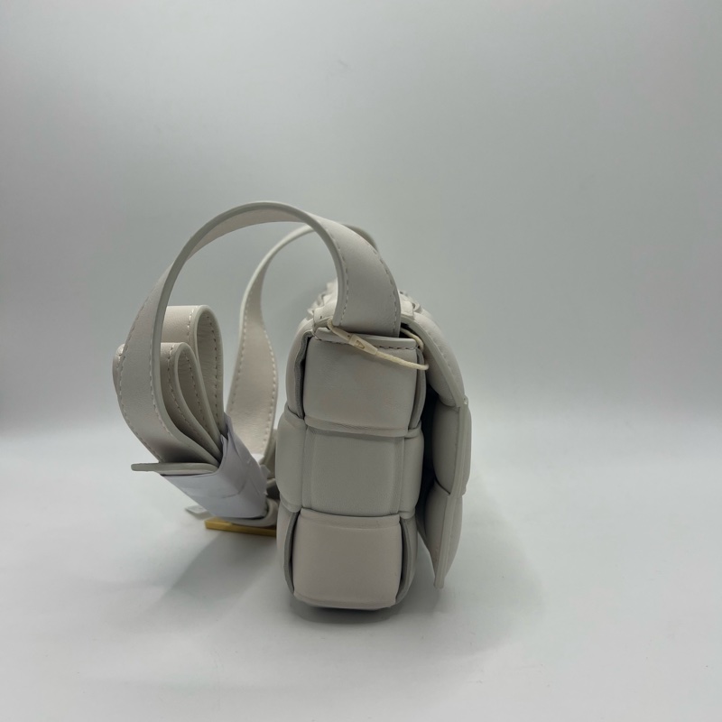 BV 编织枕头包-2