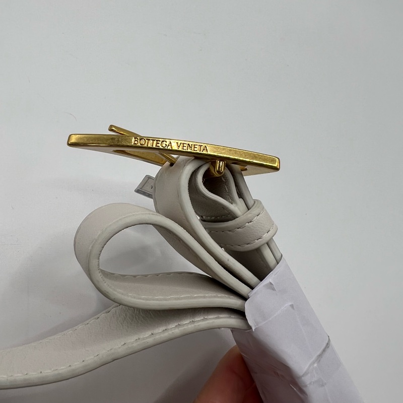 BV 编织枕头包-9