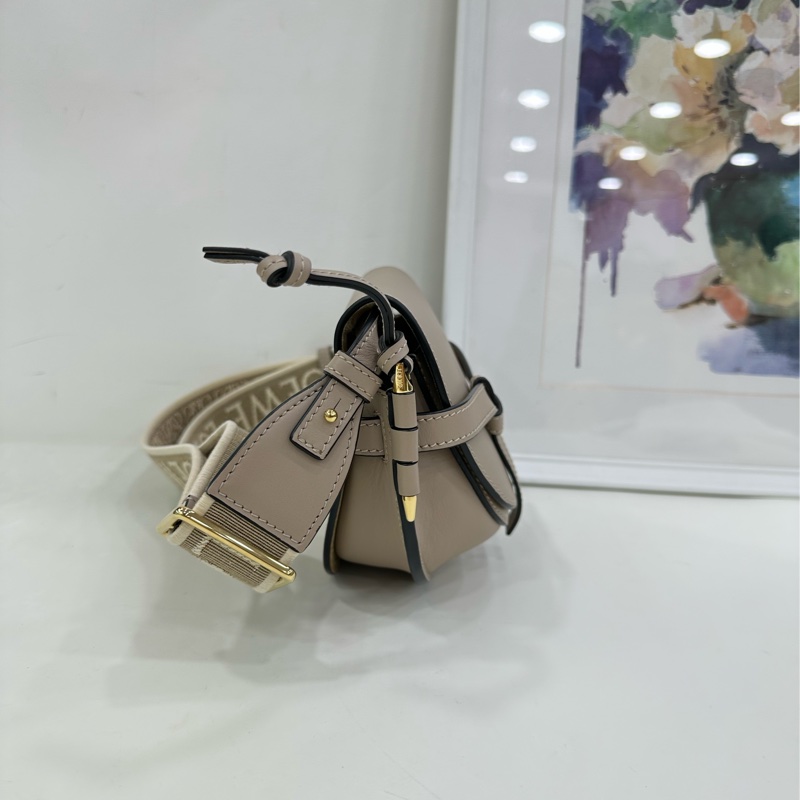 LOEWE 羅意威 gate mini 大象灰 字母寬肩帶 23年內碼-2