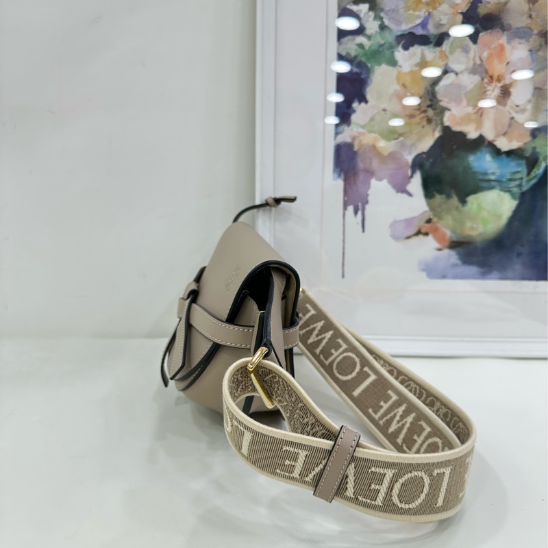 LOEWE 羅意威 gate mini 大象灰 字母寬肩帶 23年內碼-4