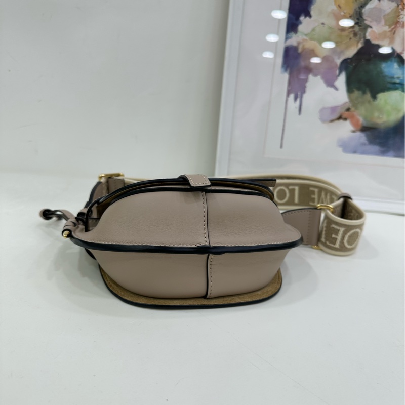 LOEWE 羅意威 gate mini 大象灰 字母寬肩帶 23年內碼-5