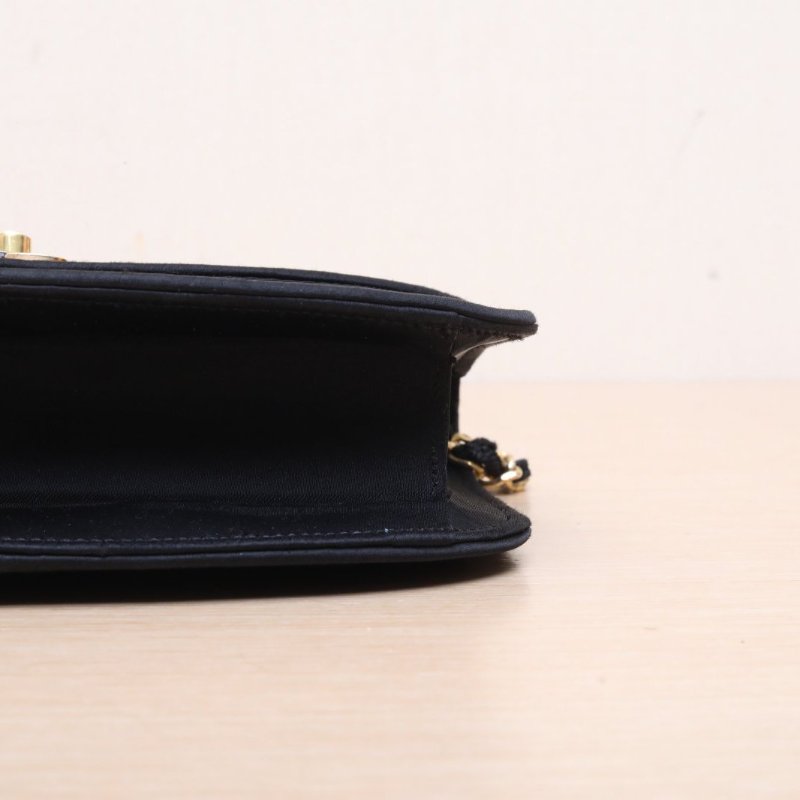 中古巴黎限定鴛鴦扣半月斜背包黑色緞面1開金銀扣-3