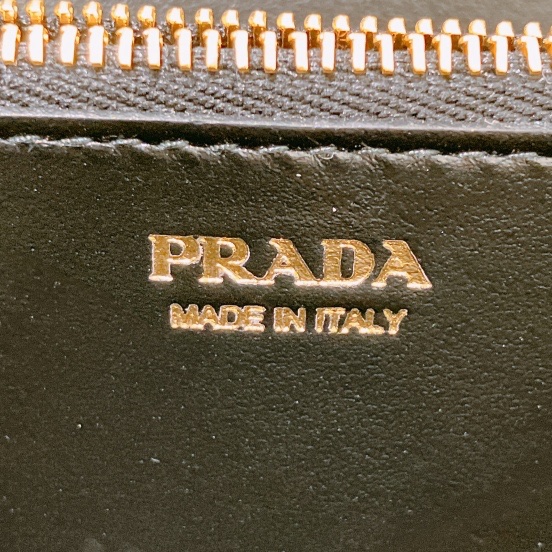 TK1842 PRADA普拉達長銀包金扣LONG WALLET VITELLO BLACK X GHW-12