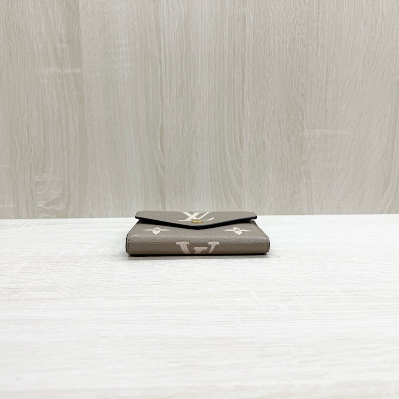 LV斑鳩灰牛皮Victorine三折零錢短夾M81861-4