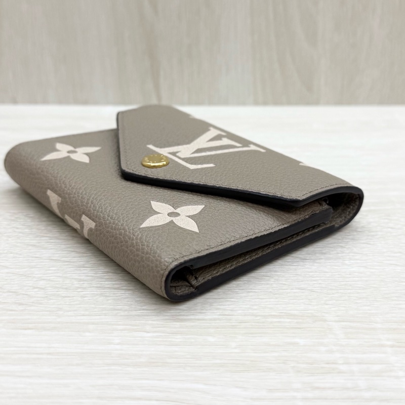 LV斑鳩灰牛皮Victorine三折零錢短夾M81861-8