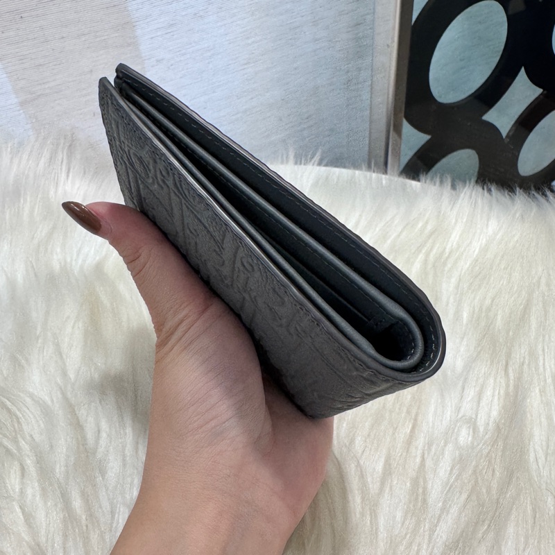 Dior 深灰牛皮對開短夾 全新離櫃-3