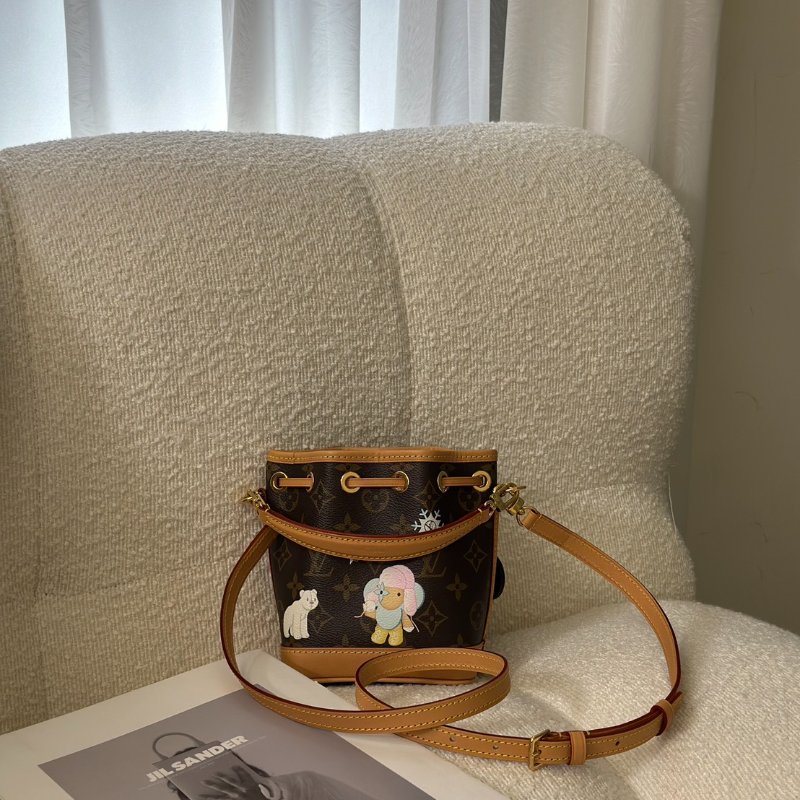 LOUIS VUITTON Nano noe水桶包 - 聖誕限定版-4