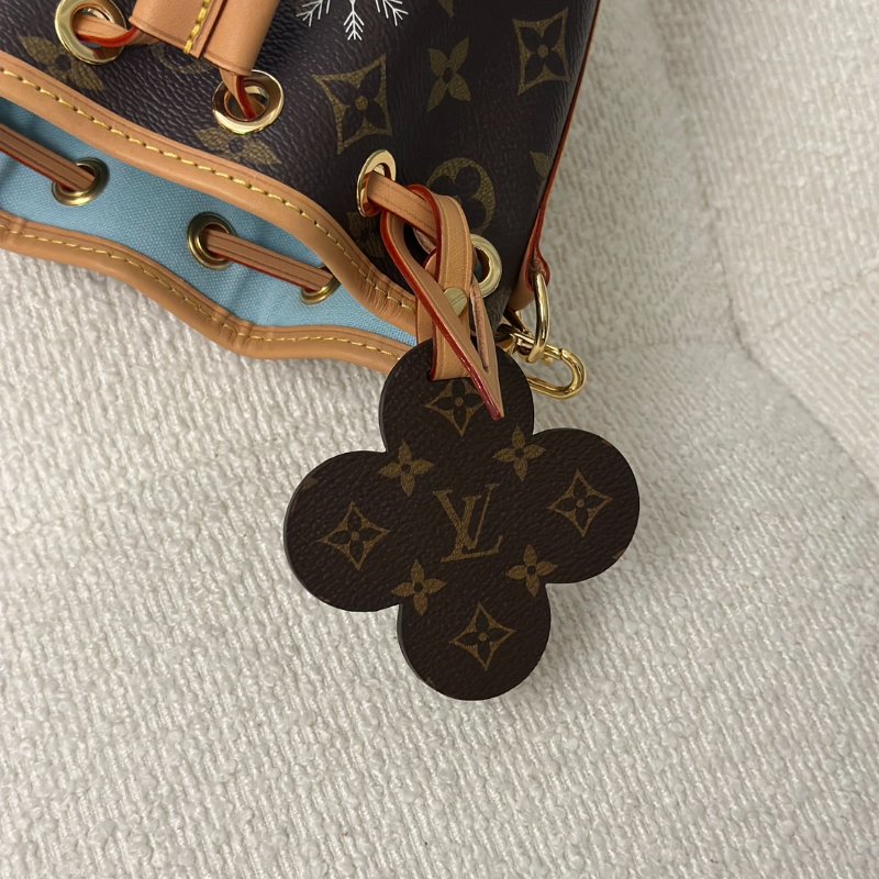 LOUIS VUITTON Nano noe水桶包 - 聖誕限定版-7