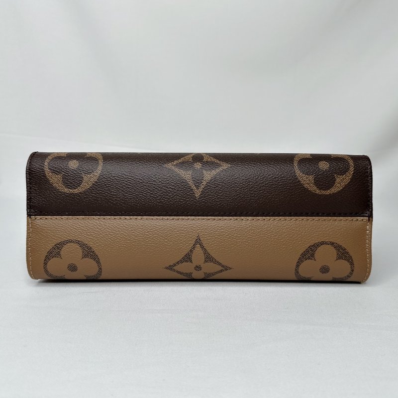 LV OnTheGo East West手提斜背包-10