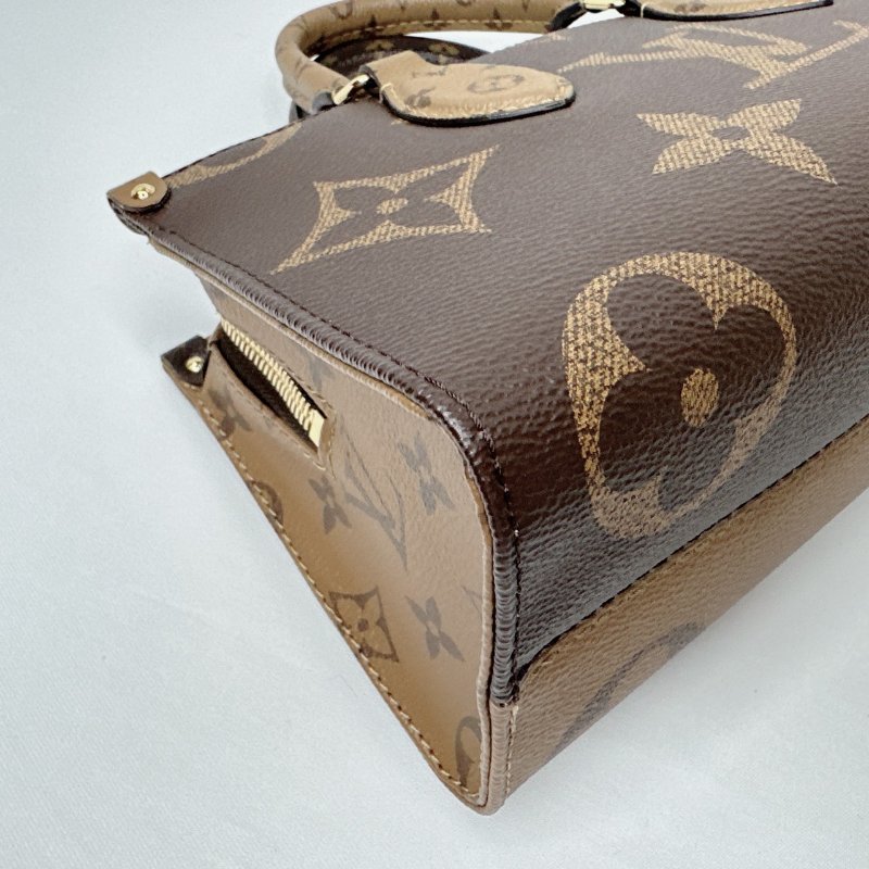 LV OnTheGo East West手提斜背包-11