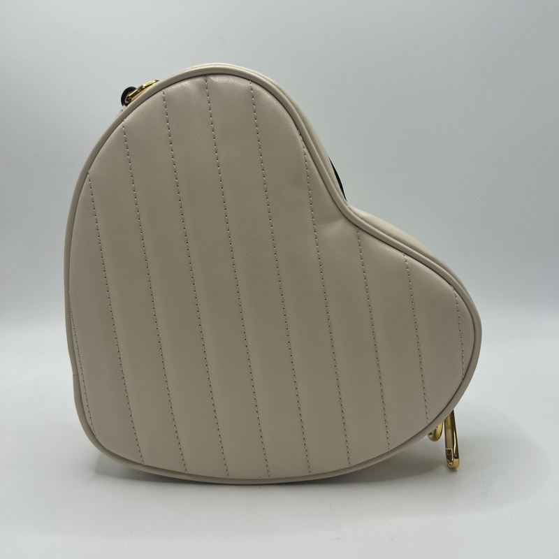 GUCCI古驰白色爱心斜挎包-5