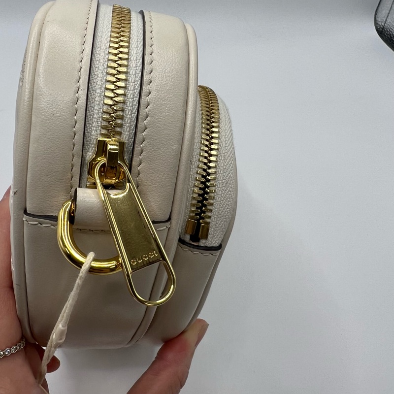 GUCCI古驰白色爱心斜挎包-8