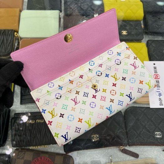東區正精品㊣LOUIS VUITTON LV SARAH M93477 近全新白彩內粉紅色金釦釦子長夾 RZ5860-2