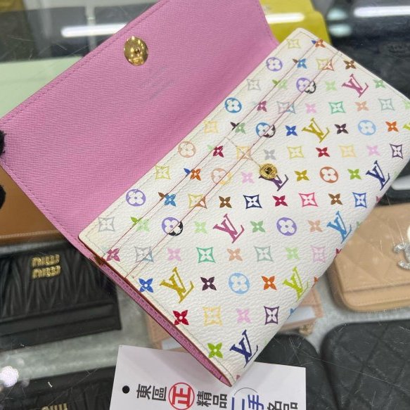 東區正精品㊣LOUIS VUITTON LV SARAH M93477 近全新白彩內粉紅色金釦釦子長夾 RZ5860-8