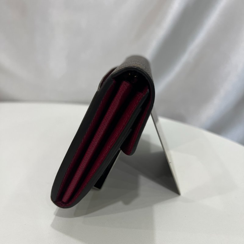 LV M62234 老花拼玫紅SARAH長夾-3