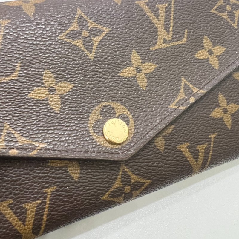 LV M62234 老花拼玫紅SARAH長夾-9