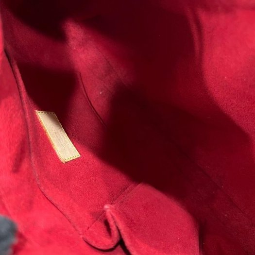 東區正精品㊣LV Croissant M51212 原花字紋金釦拉鍊圓弧手提包肩背包相思豆可頌包 中款 RZ5883-3