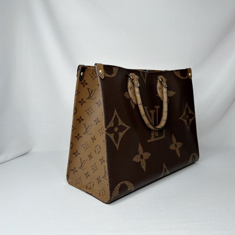 LV OnTheGo MM雙色托特包-6