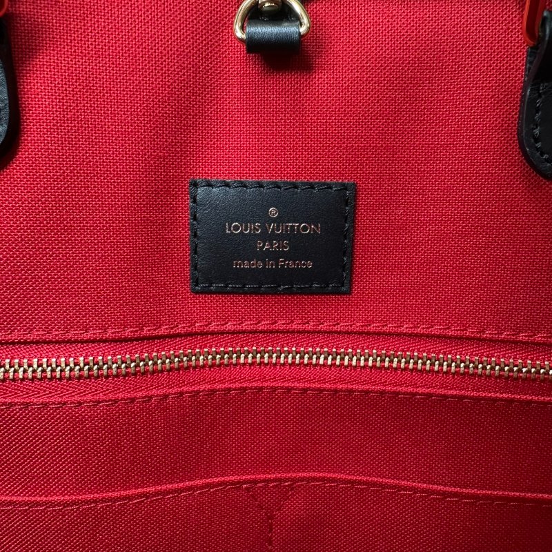 LV OnTheGo MM雙色托特包-9